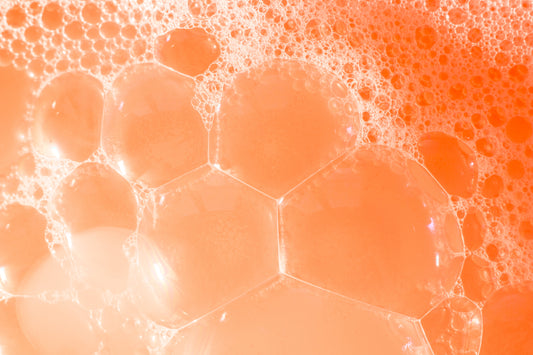Sputo fatti sulla doppia detersione: verità o fuffa skincare?