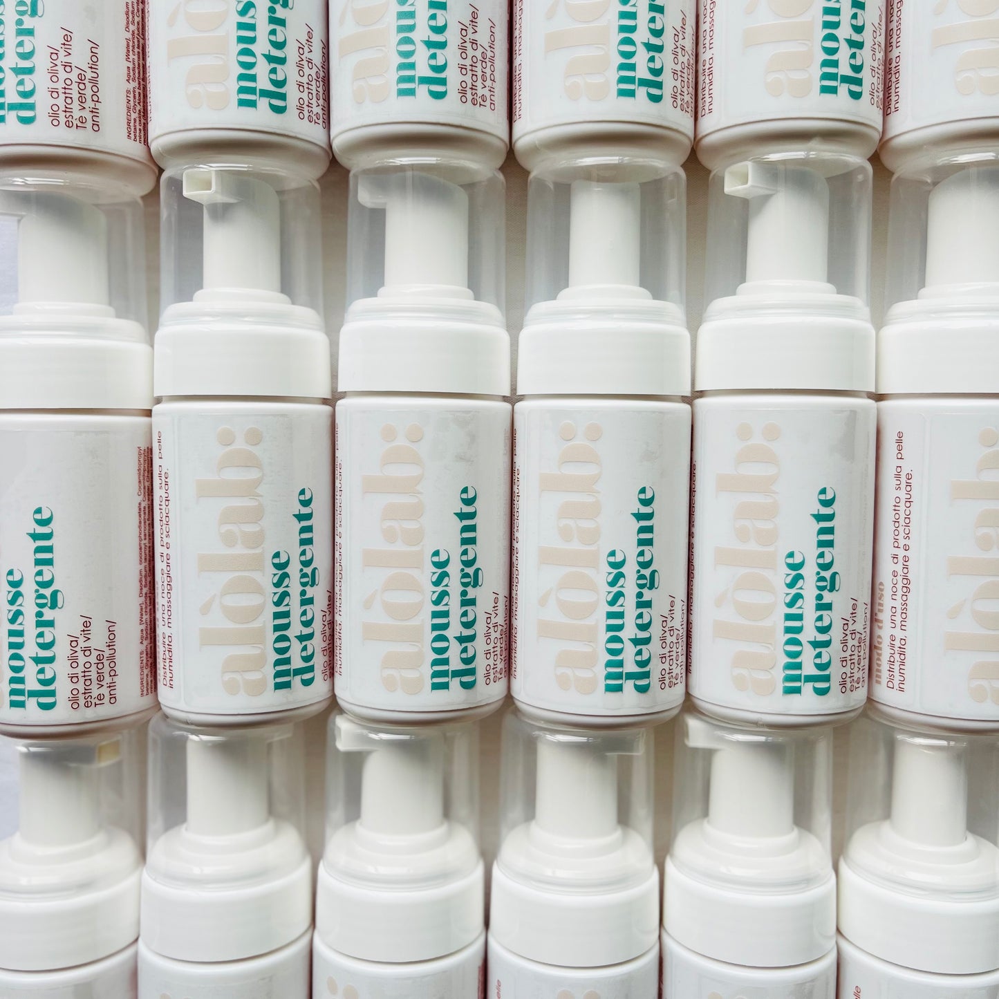 detergente delicato viso, tutti i tipi di pelle.