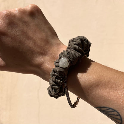 Scrunchie con pietra naturale