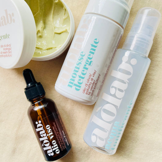 mousse detergente, tonico viso corpo, olio viso, burro detergente. per tutti i tipi di pelle